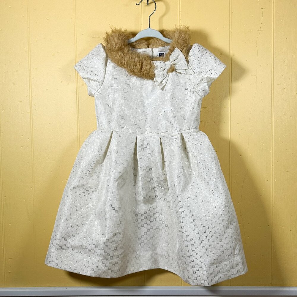 Girls Janie and Jack White Dress with Fur Collar Size 3